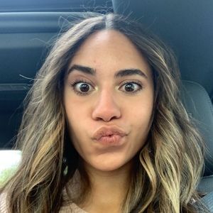 Meet your Posher, Bella